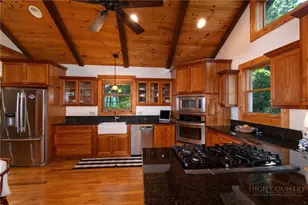 270 Buxton St, Blowing Rock, NC 28605 - Photo 19