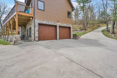 7054 Grandview Circle, Newland, NC 28657 - Photo 3