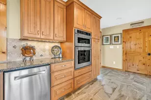 7054 Grandview Cir, Newland, NC 28657 - Photo 15