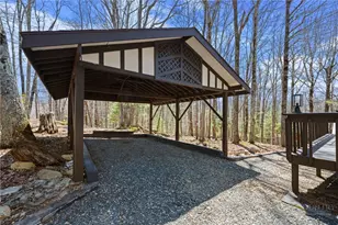 811 Pine Ridge Rd, Beech Mountain, NC 28604 - Photo 3