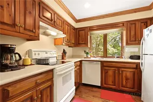 107 Mayview Manor Ct, Blowing Rock, NC 28605 - Photo 27