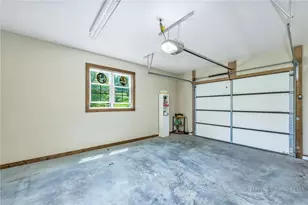 218 Cherokee Cir, Jefferson, NC 28640 - Photo 47