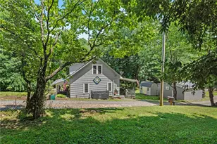 129 Troys Trl, Todd, NC 28684 - Photo 5