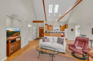 407 Peacock Dr, Blowing Rock, NC 28605 - Photo 11