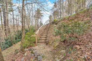 407 Peacock Dr, Blowing Rock, NC 28605 - Photo 3