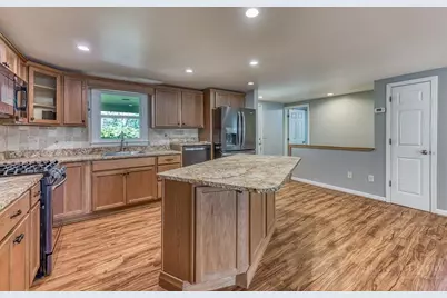 54 Whispering Pine Loop, Newland, NC 28657 - Photo 5
