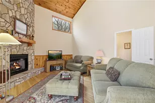 626 Galax Cir, Blowing Rock, NC 28605 - Photo 13