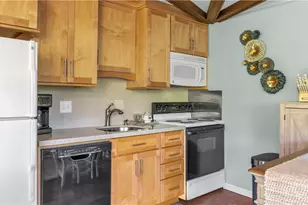315 Timber Ridge Rd, Sugar Mountain, NC 28604 - Photo 7
