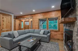 1015 Pine Ridge Rd, Beech Mountain, NC 28604 - Photo 9
