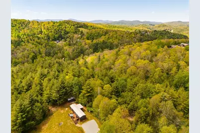 9050 Pittmans Gap Road, Newland, NC 28657 - Photo 31