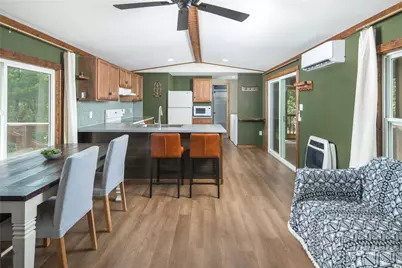 9050 Pittmans Gap Road, Newland, NC 28657 - Photo 5