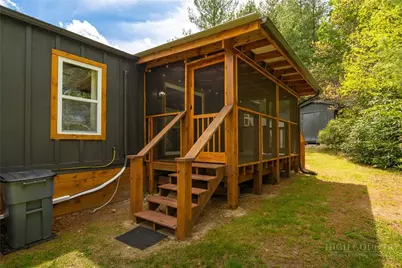 9050 Pittmans Gap Road, Newland, NC 28657 - Photo 27