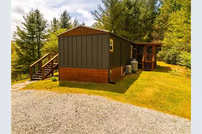 9050 Pittmans Gap Road, Newland, NC 28657 - Photo 29