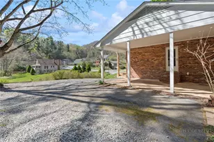 172 Park St, Boone, NC 28607 - Photo 7