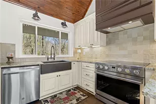 160 Bagpipe Way, Banner Elk, NC 28604 - Photo 9