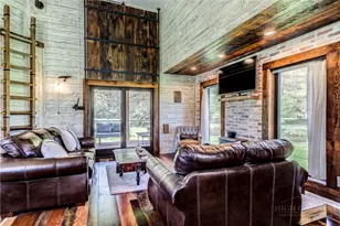 972 W Deep Ford Rd, Lansing, NC 28643 - Photo 5