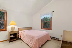 8977 Rose Hollow Ave, Newland, NC 28657 - Photo 13
