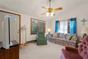 8977 Rose Hollow Ave, Newland, NC 28657 - Photo 5