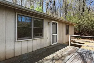 8977 Rose Hollow Ave, Newland, NC 28657 - Photo 19