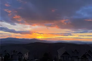 743 Craggy Pointe, Sugar Mountain, NC 28604 - Photo 27