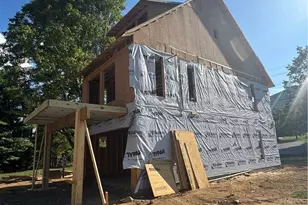 22 N Jefferson Ave, West Jefferson, NC 28694 - Photo 3