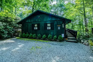 190 Spruce Pine Rd, Newland, NC 28657 - Photo 5