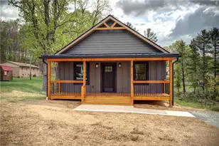 80 Atwood St, Sparta, NC 28675 - Photo 3