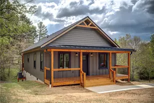34 Atwood St, Sparta, NC 28675 - Photo 1