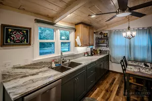 7 Valley Ln, Newland, NC 28657 - Photo 19