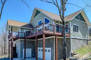 701 Beech Mountain Pkwy, Beech Mountain, NC 28604 - Photo 1