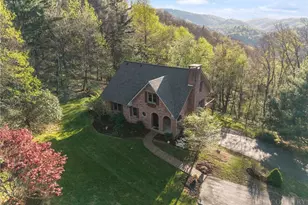 222 Sorrento Dr, Blowing Rock, NC 28605 - Photo 3