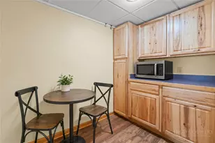 222 Sorrento Dr, Blowing Rock, NC 28605 - Photo 27