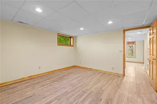 222 Sorrento Dr, Blowing Rock, NC 28605 - Photo 27