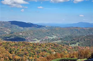 303 Sugar Top Dr, Sugar Mountain, NC 28604 - Photo 7