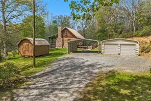 2259 Grassy Creek Rd, Grassy Creek, NC 28631 - Photo 5