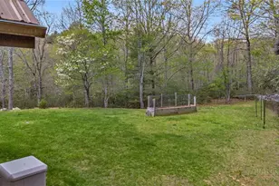 2259 Grassy Creek Rd, Grassy Creek, NC 28631 - Photo 15