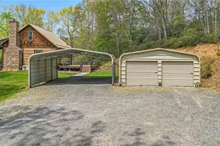 2259 Grassy Creek Rd, Grassy Creek, NC 28631 - Photo 43