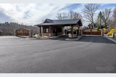 485 Woodlake Loop Road, Elk Park, NC 28622 - Photo 41