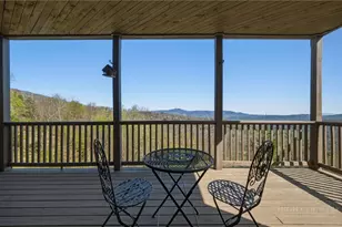 335 Pleasant View Dr, Sugar Mountain, NC 28604 - Photo 21