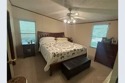 869 Little Elk Road, Elk Park, NC 28622 - Photo 33