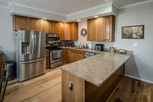25 Golfview Ln, Newland, NC 28657 - Photo 13