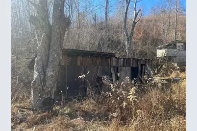 7889 Old Highway 16, Crumpler, NC 28617 - Photo 15