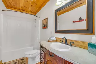124 W Blueberry Ln, Beech Mountain, NC 28604 - Photo 33