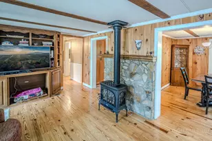 492 Skyland View Dr, Blowing Rock, NC 28605 - Photo 7