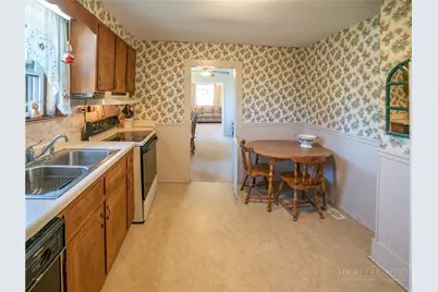 292 Little Elk Road, Elk Park, NC 28622 - Photo 13