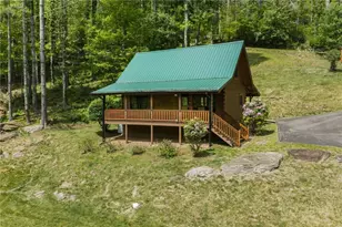 613 Silas Creek Rd, Lansing, NC 28643 - Photo 1