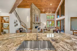 30 Crestview Ln, Banner Elk, NC 28604 - Photo 15