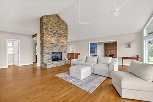 60 Sir Richards Ct, Roaring Gap, NC 28668 - Photo 9