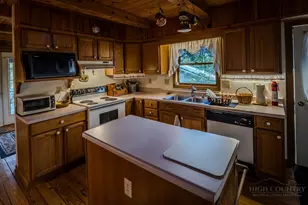 86 Hickory Ln, Newland, NC 28657 - Photo 17