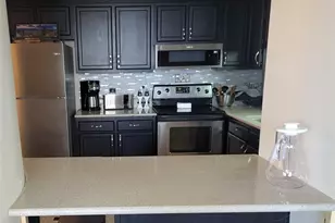 303 Sugar Top Dr, Sugar Mountain, NC 28604 - Photo 5